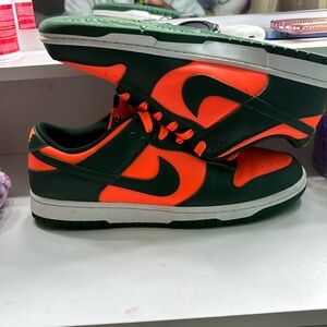 Nike Dunks Miami Hurricanes